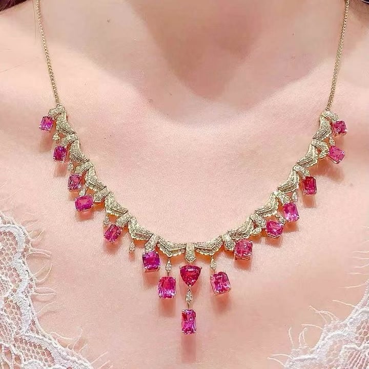 14k Gold 8.8 Ct Natural Spinel & Diamond Necklace - 5