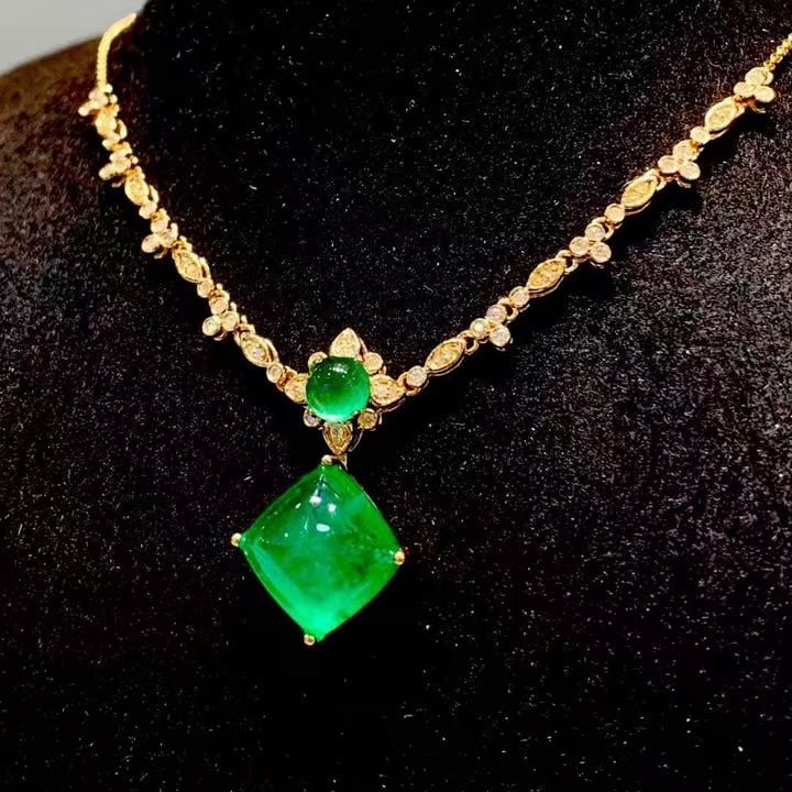 14k Gold 6.02 Ct Natural Emerald & Diamond Necklace - 2