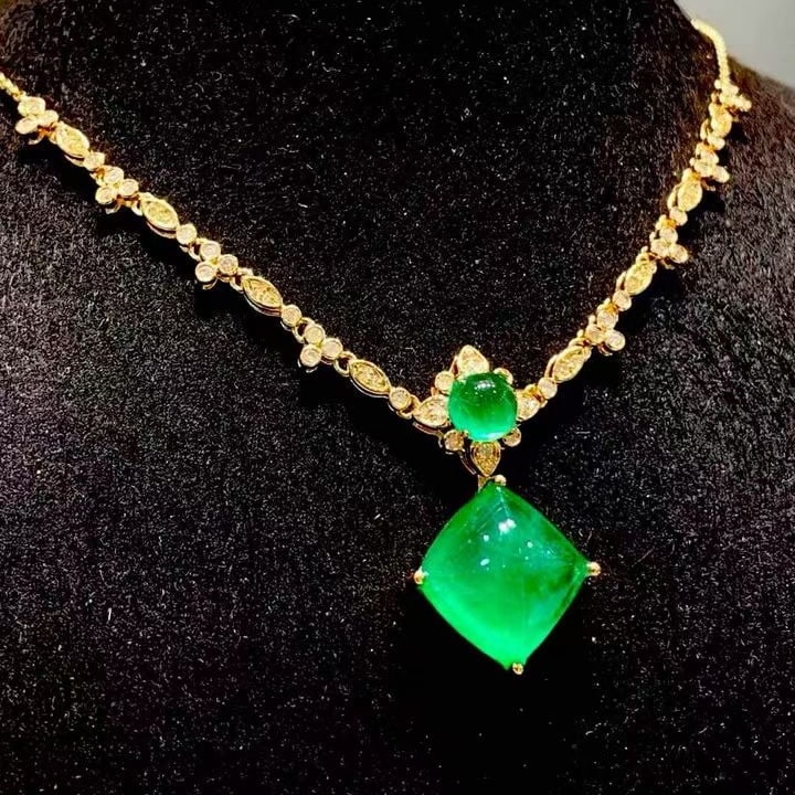 14k Gold 6.02 Ct Natural Emerald & Diamond Necklace - 6