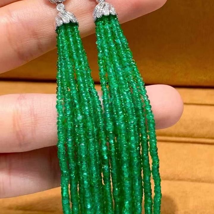 14k Gold 45 Ct Natural Emerald & Diamond Earrings - 3