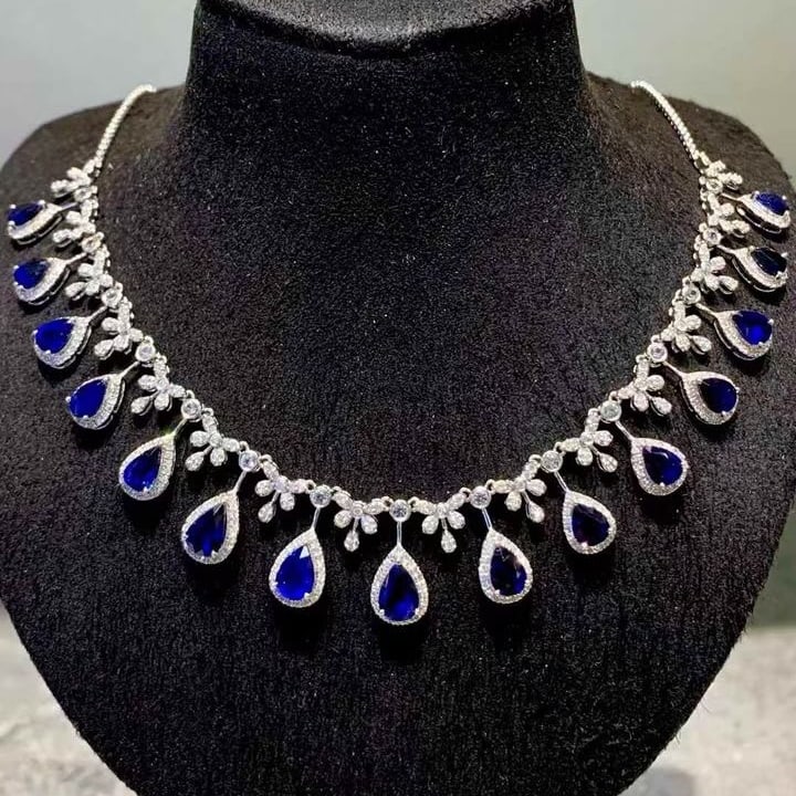 14k Gold 7.2 Ct Natural Sapphire & Diamond Necklace - 4