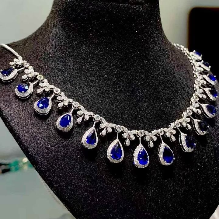 14k Gold 7.2 Ct Natural Sapphire & Diamond Necklace - 5