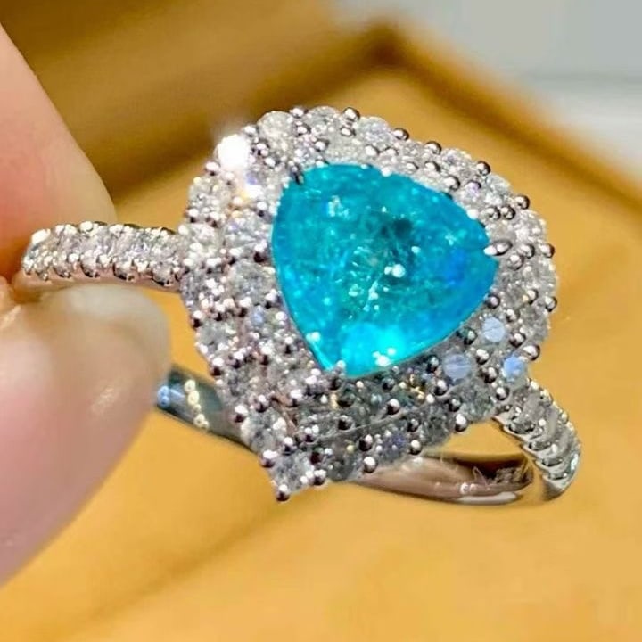 14k Gold 0.9 Ct Natural Paraiba Tourmaline & Diamond Ring - 3