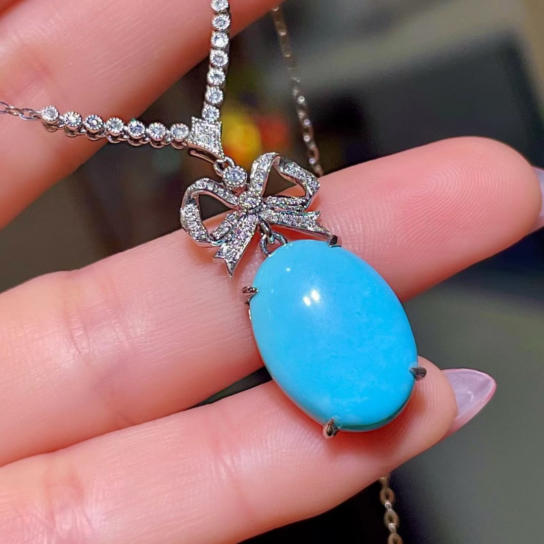 14k Gold 7.54 Ctw Natural Blue Turquoise & Diamond Necklace: Ref:231133107 // gold content:14k gold // main gemstone:blue turquoise // shape:oval // carat weight:7. 37ct // color:blue // treatment:natural // // adjacent gemstone 2 : diamond // shape:round // ca