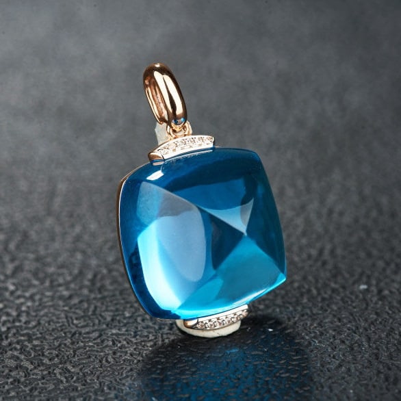 14k Gold 29.12 Ct Natural Topaz & Diamond Pendant( Without Chain ): Ref:231133143 // gold content:14k gold // main gemstone:topaz // shape:sugar-loaf // carat weight:29. 12ct // color:blue // treatment:natural // // adjacent gemstone 2 : diamond // shape:round //