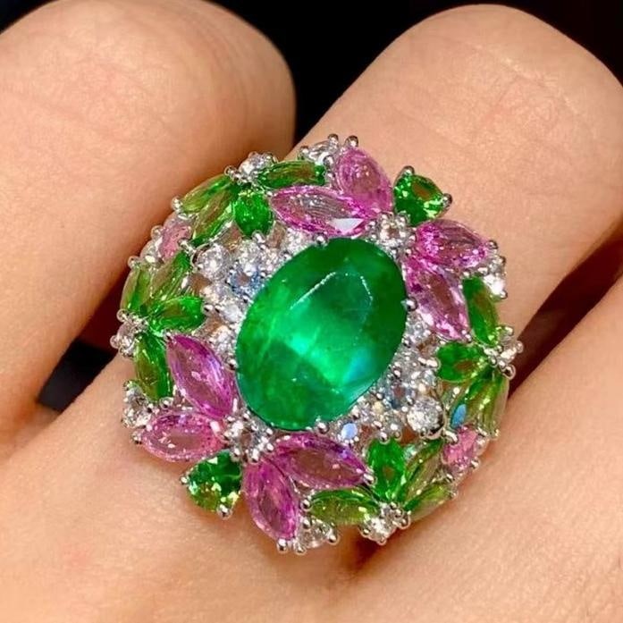 14k Gold 1.96 Ct Natural Emerald & Coloured Gemstone & Diamond Ring: Ref:231133162 // gold content:14k gold // ring size:7. 25us // // main gemstone:emerald // shape:oval // carat weight:1. 96ct // color:green // treatment:natural // // adjacent gemstone 2 :