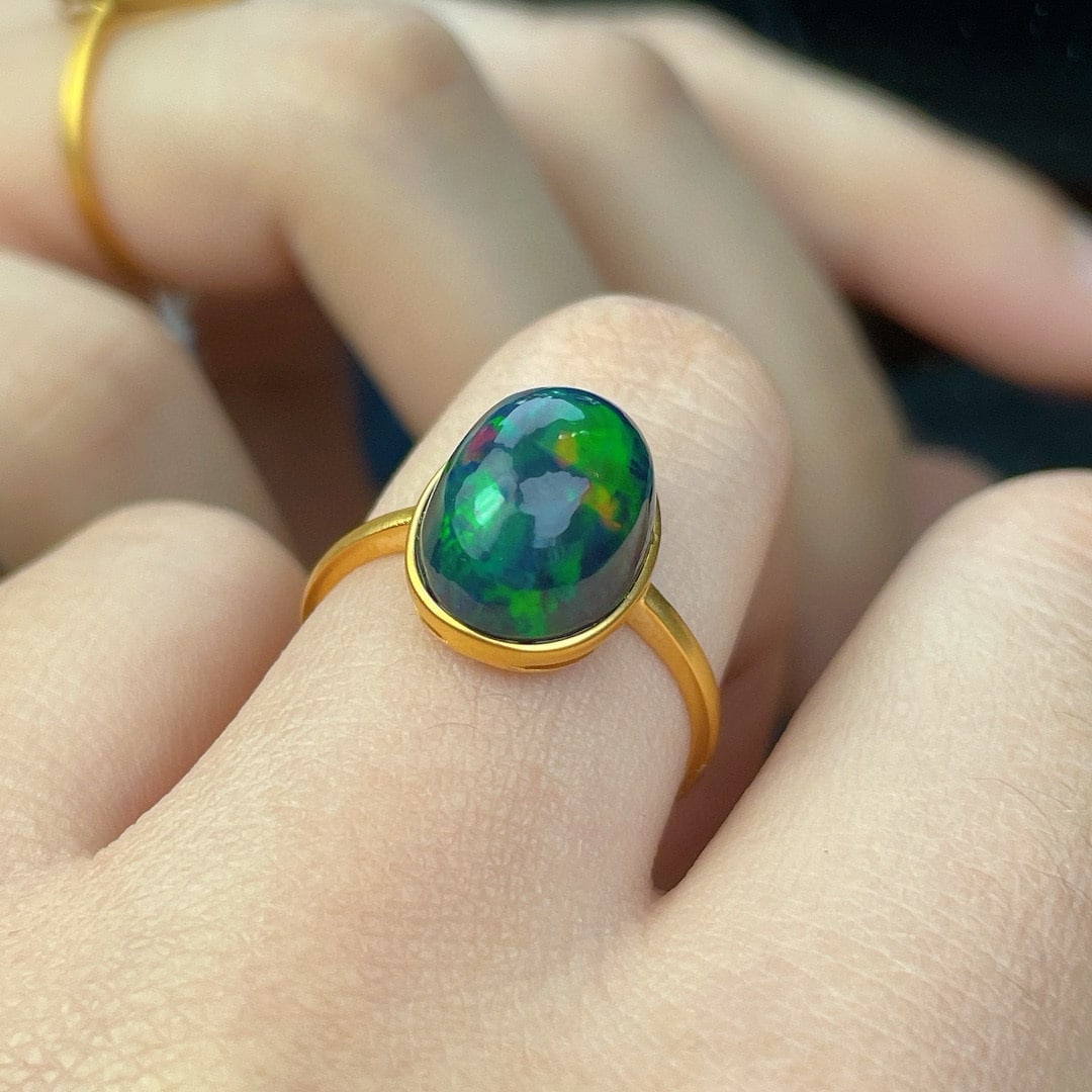 14k Gold 5 Ct Natural Opal Ring - 4