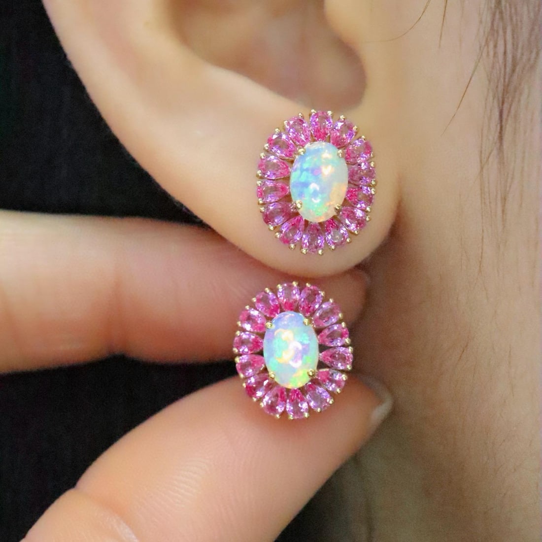 14k Gold 2.89 Ctw Natural Opal & Sapphire Earrings: Ref:231133174 // gold content:14k gold // main gemstone:opal // shape:oval // carat weight:0. 85ct // color:color // treatment:natural // // adjacent gemstone 2 : sapphire // number of stones:30 //