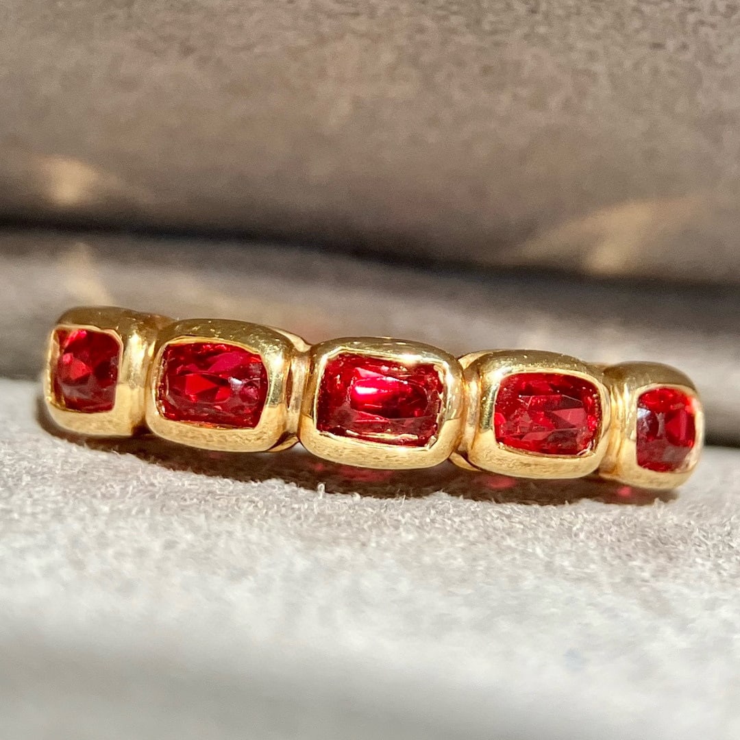 14k Gold 1.09 Ct Natural Spinel Ring: Ref:231133194 // gold content:14k gold // ring size:7. 25us // // main gemstone:spinel // shape:cushion // carat weight:1. 09ct // color:red // treatment:natural // High Estimate: 4300 Condition: New