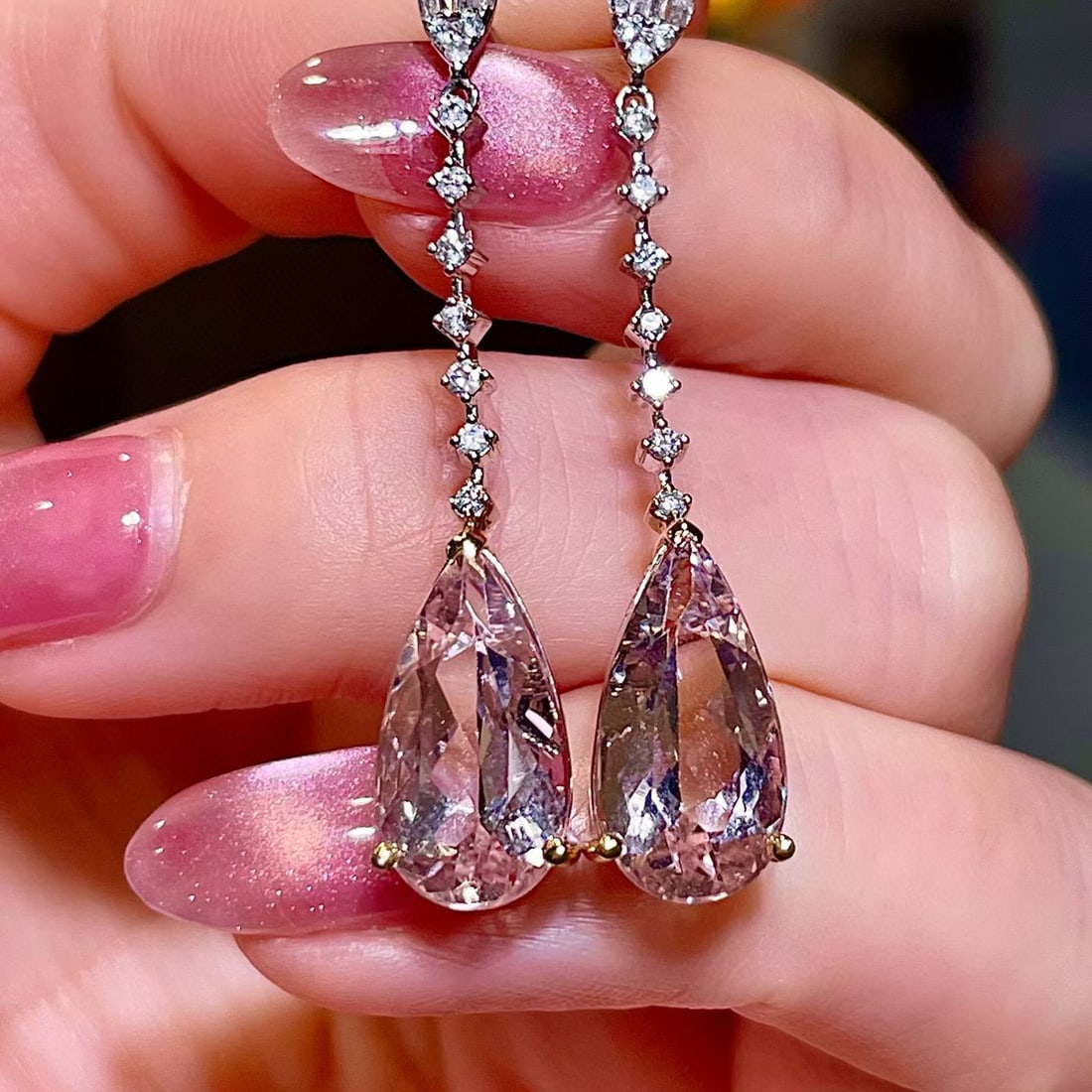 14k Gold 7.35 Ctw Natural Morganite & Diamond Earrings: Ref:231133196 // gold content:14k gold // main gemstone:morganite // shape:pear // carat weight:7. 00ct // color:pink // treatment:natural // // adjacent gemstone 2 : diamond // shape:multiple //