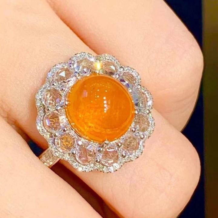 14k Gold 5.6 Ct Natural Spessartine & Diamond Ring: Ref:231133201 // gold content:14k gold // ring size:7. 25us // // main gemstone:spessartine // shape:oval // carat weight:5. 6ct // color:orange // treatment:natural // // adjacent gemstone 2 :