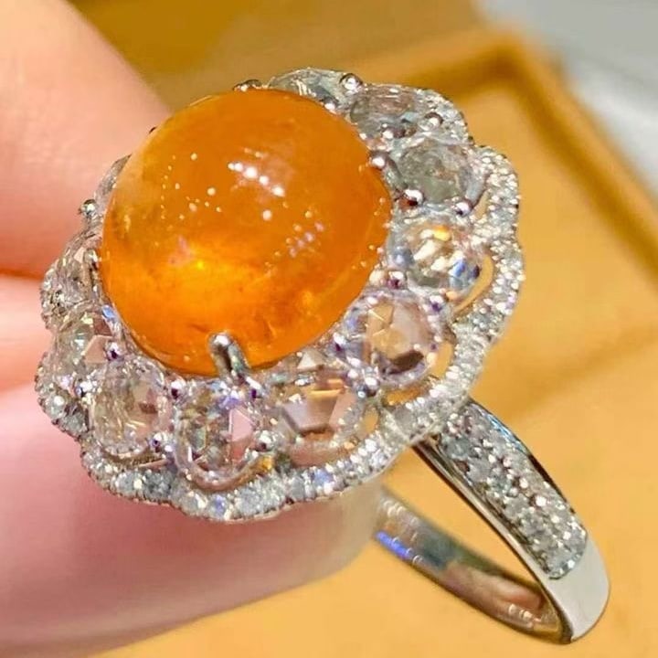 14k Gold 5.6 Ct Natural Spessartine & Diamond Ring - 4