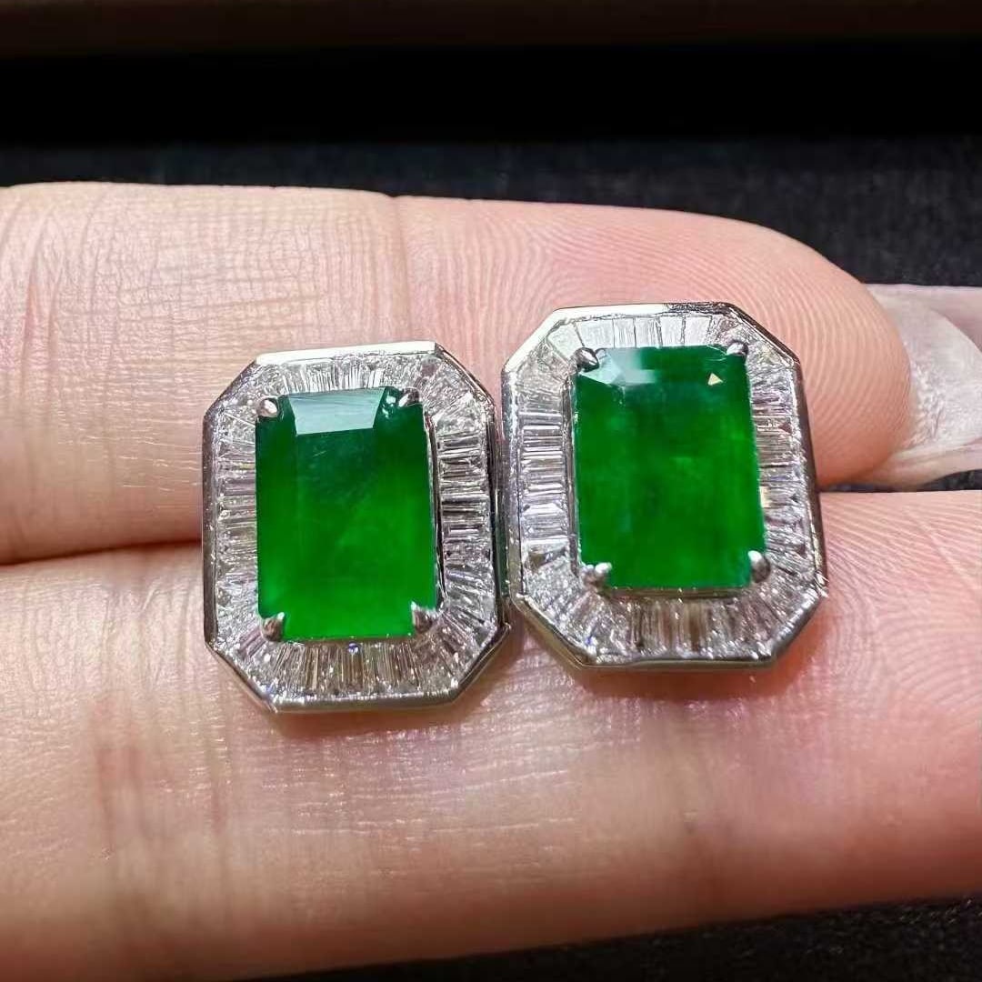 14k Gold 3.89 Ctw Natural Emerald & Diamond Earrings: Ref:231133217 // gold content:14k gold // main gemstone:emerald // shape:octagonal // carat weight:3. 27ct // color:green // treatment:natural // // adjacent gemstone 2 : diamond // shape:baguette