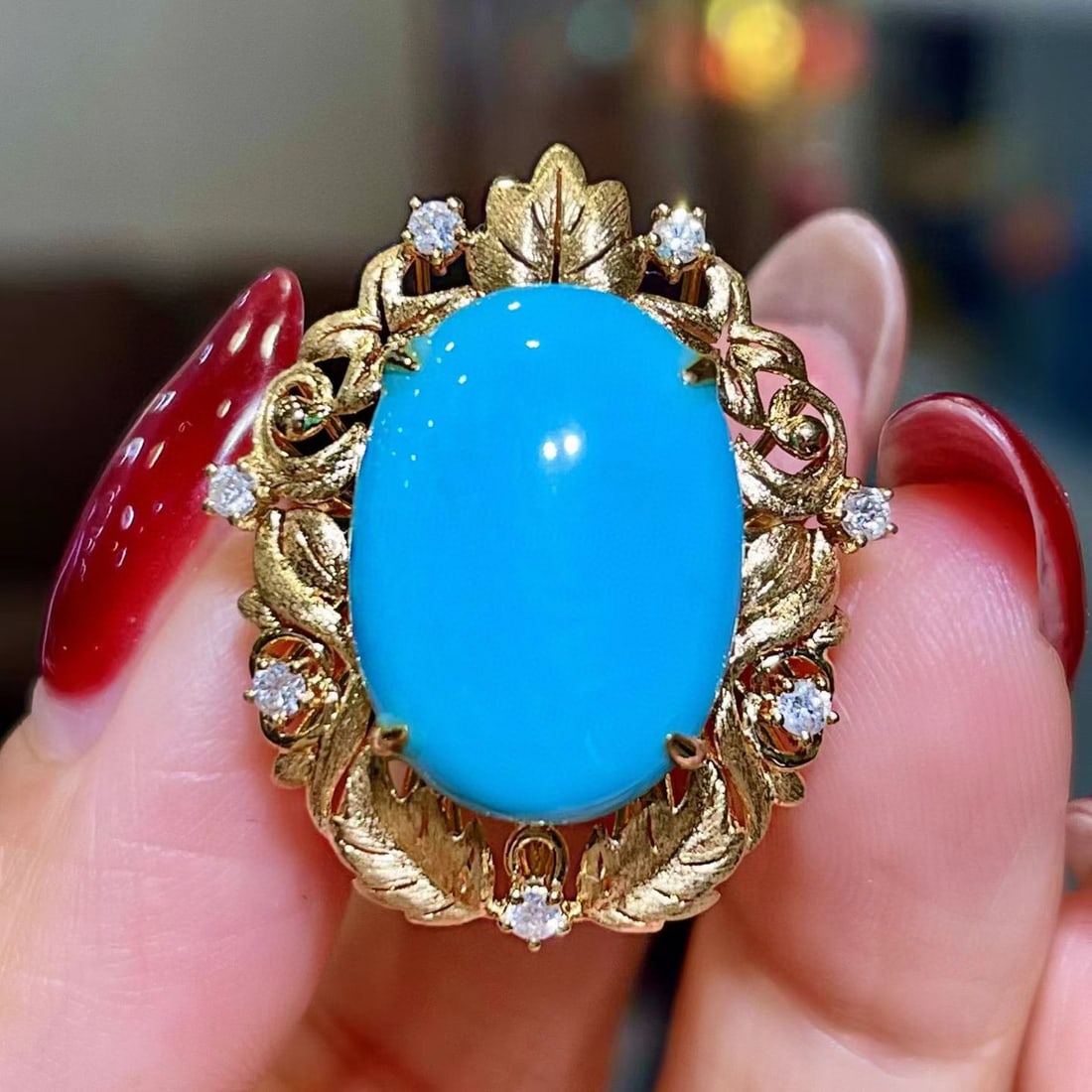 14k Gold 9.36 Ctw Natural Blue Turquoise & Diamond Ring: Ref:231133239 // gold content:14k gold // ring size:7. 25us // // main gemstone:blue turquoise // shape:oval // carat weight:9. 15ct // color:blue // treatment:natural // // adjacent gemstone 2 :