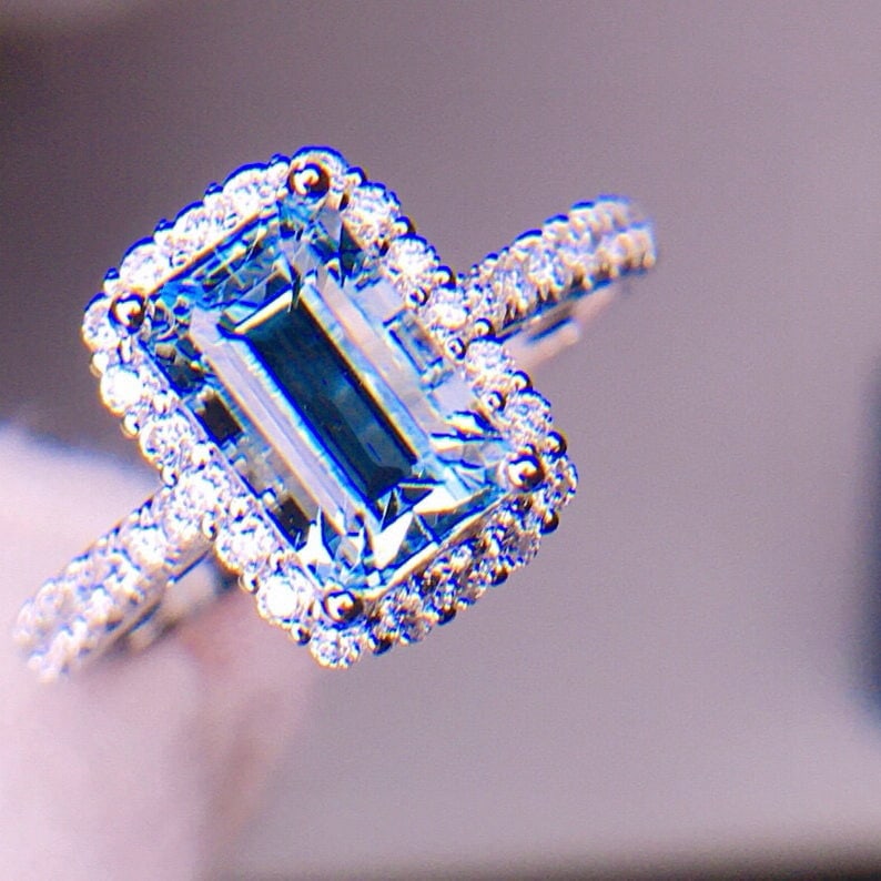 14k Gold 2.31 Ct Natural Aquamarine & Diamond Ring - 2