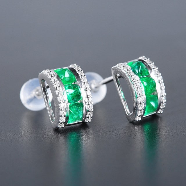 14k Gold 1.36 Ctw Natural Emerald & Diamond Earrings - 3