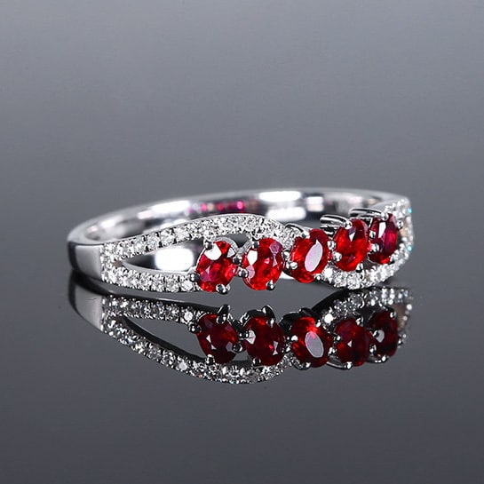 14k Gold 0.62 Ctw Natural Ruby & Diamond Ring - 2