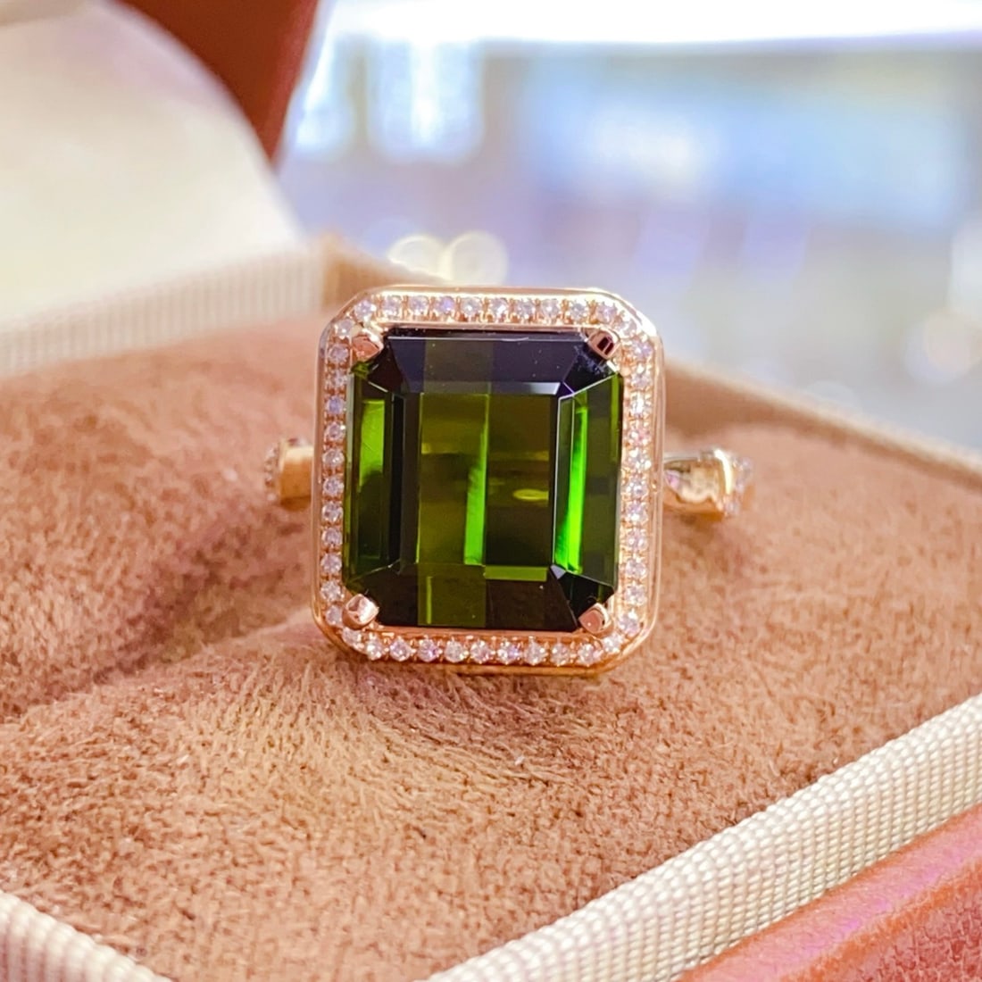 14k Gold 6.15 Ct Natural Tourmaline & Diamond Ring - 4