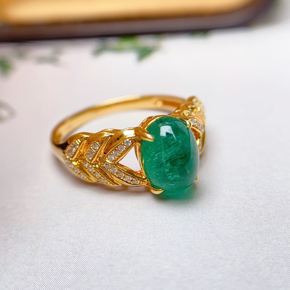 14k Gold 2.00 Ct Natural Emerald & Diamond Ring - 2