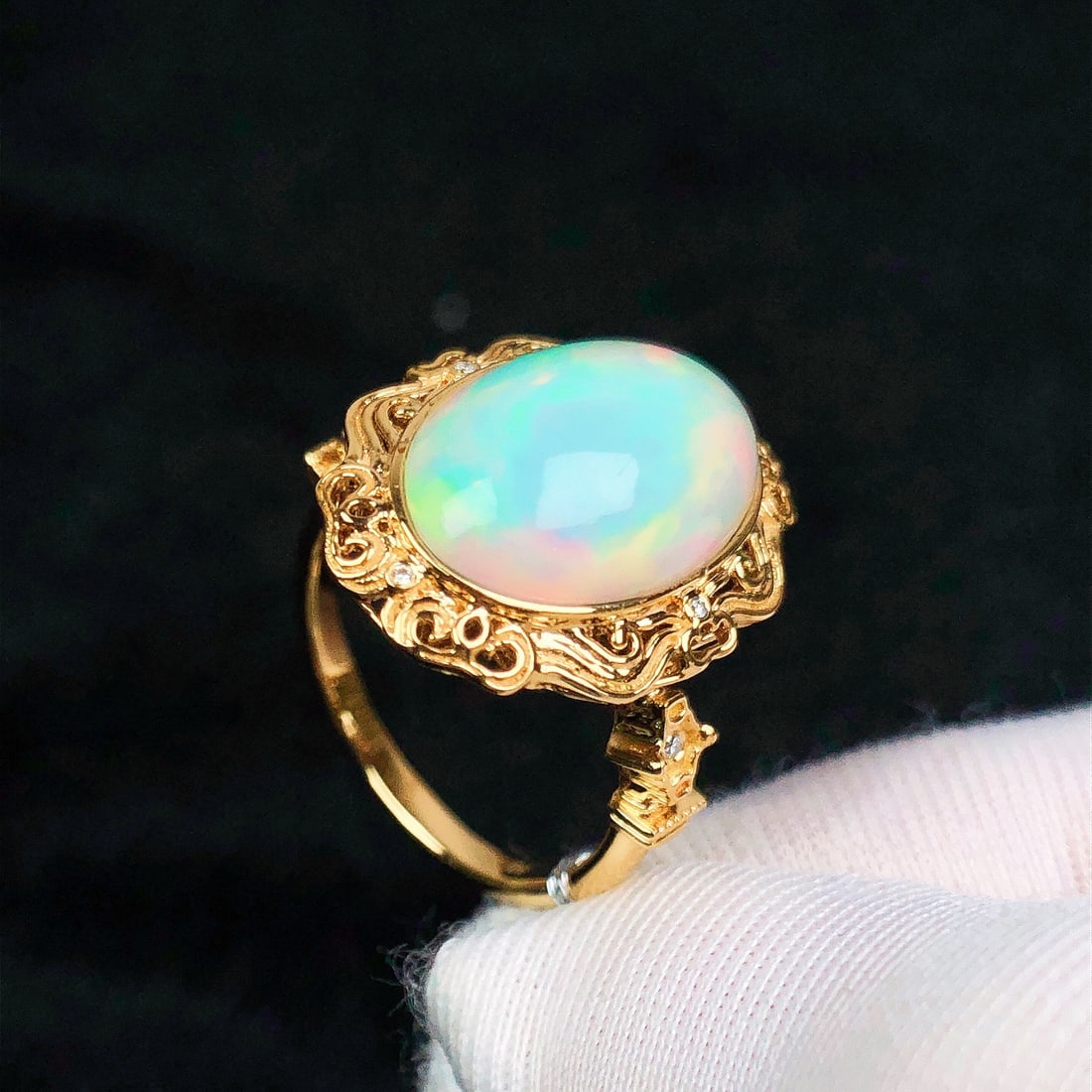 14k Gold 4.09 Ctw Natural Opal & Diamond Ring - 4