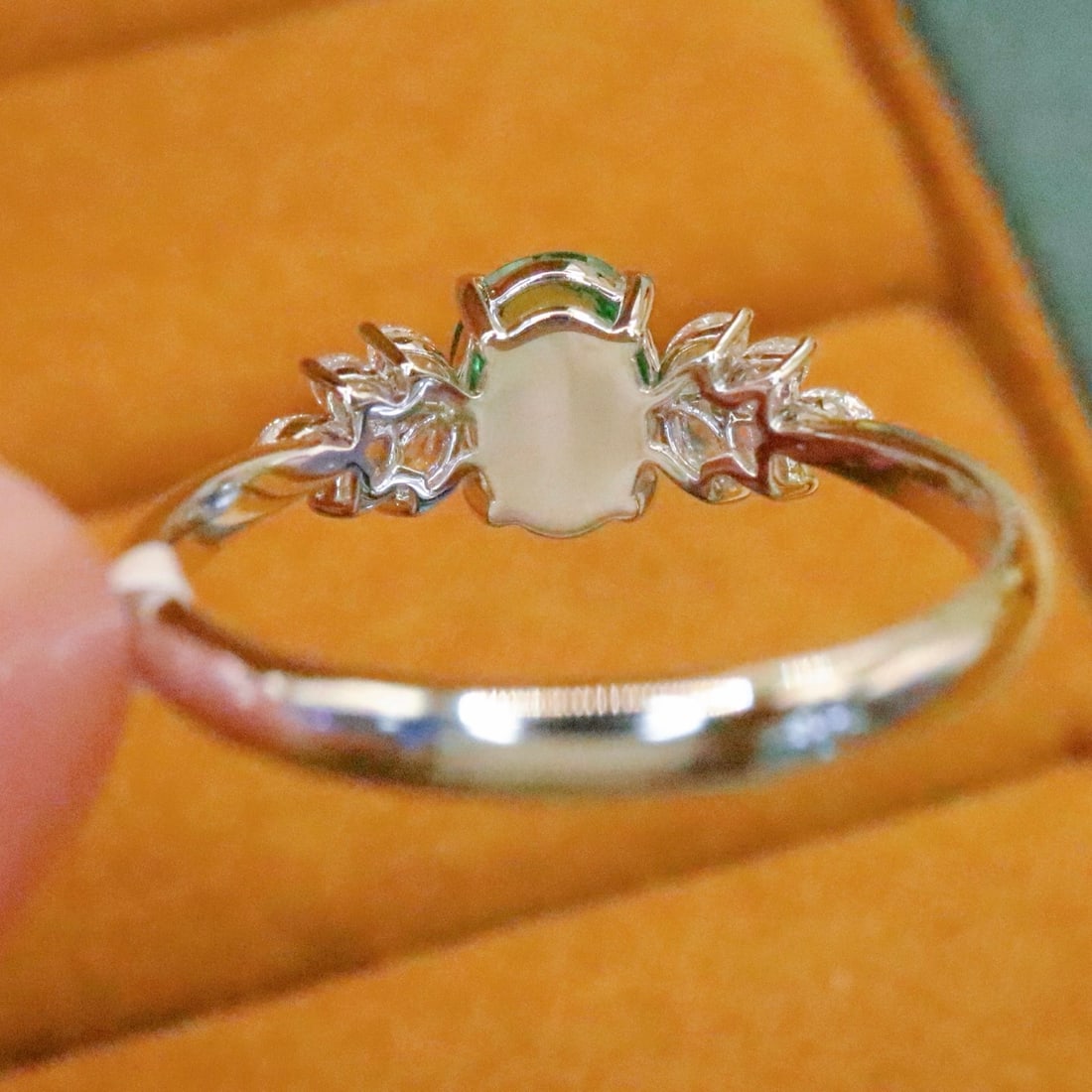 14k Gold 1.22 Ctw Natural Tsavorite & Diamond Ring - 4