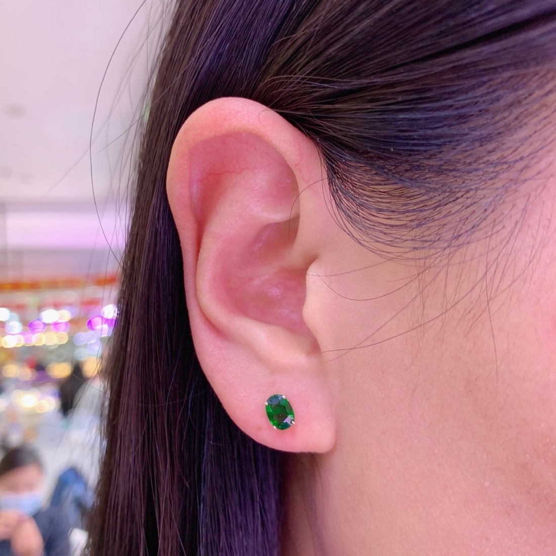 14k Gold 1.8 Ct Vivid Green Natural Tsavorite Earrings - 9