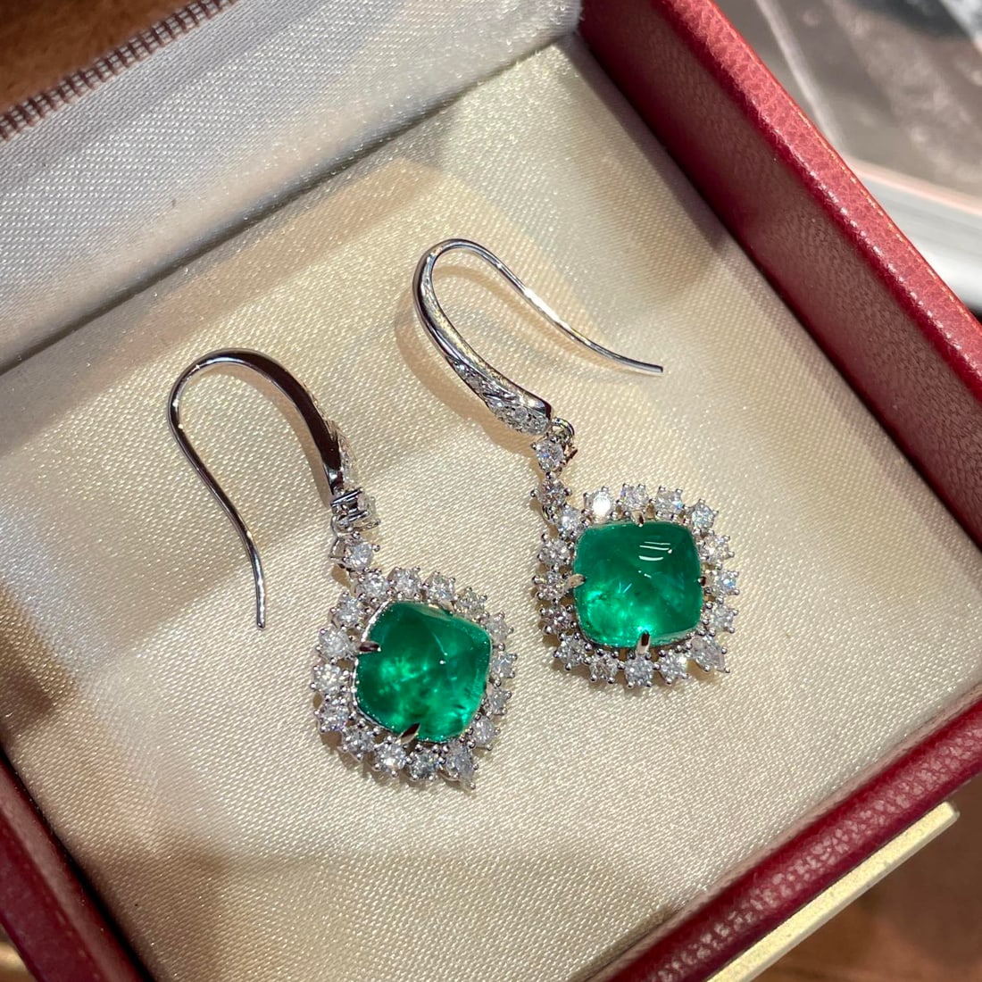 14k Gold 5.6 Ct Natural Emerald & Diamond Earrings (1 of 7)