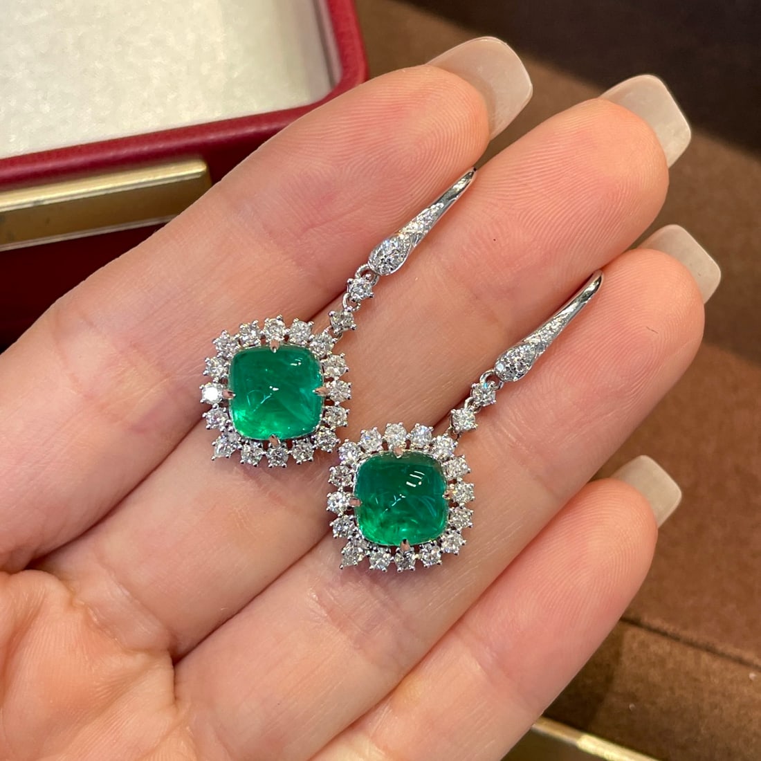 14k Gold 5.6 Ct Natural Emerald & Diamond Earrings - 3