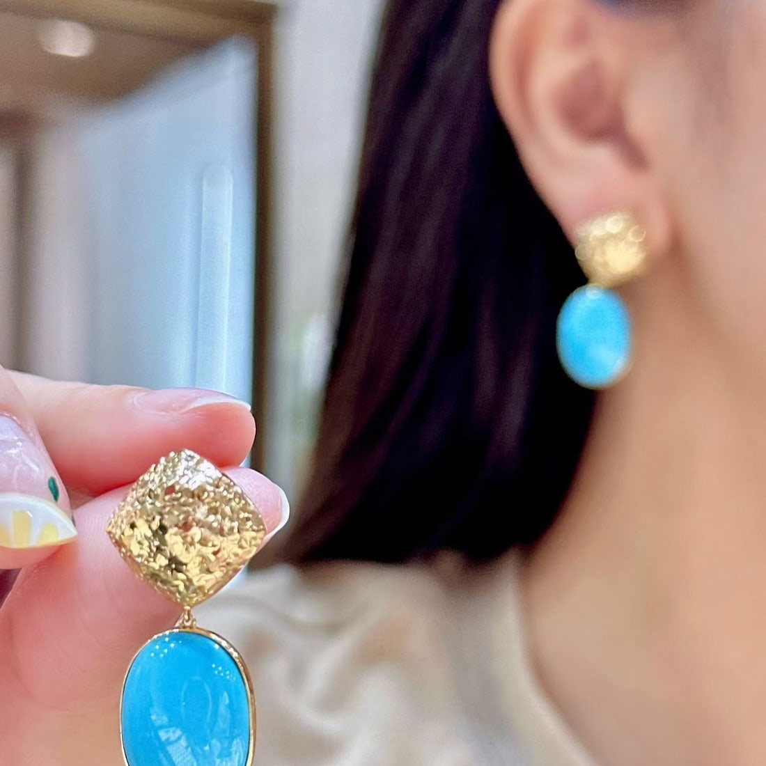 14k Gold 16.6 Ct Natural Blue Turquoise Earrings - 4