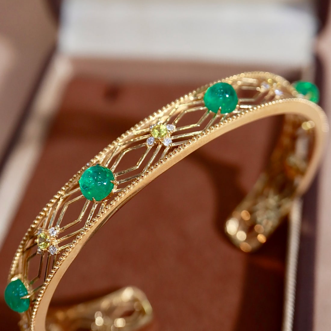 14k Gold 3.59 Ctw Natural Emerald & Diamond Bangle - 2