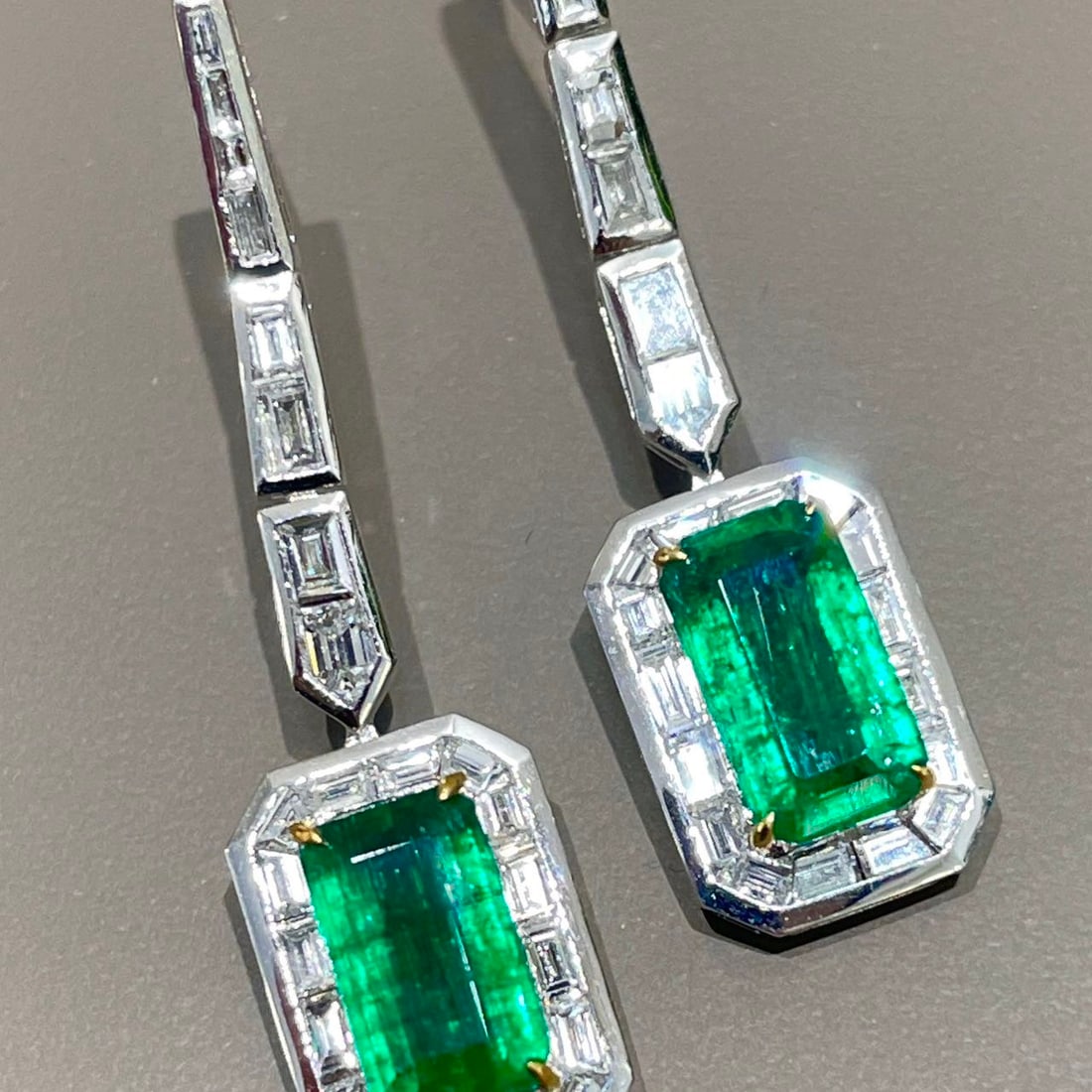 14k Gold 4.88 Ctw Vivid Green Natural Emerald & Diamond Earrings - 2