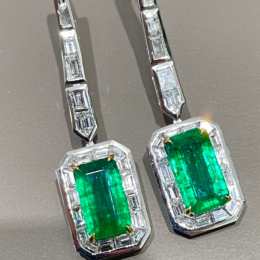 14k Gold 4.88 Ctw Vivid Green Natural Emerald & Diamond Earrings - 3