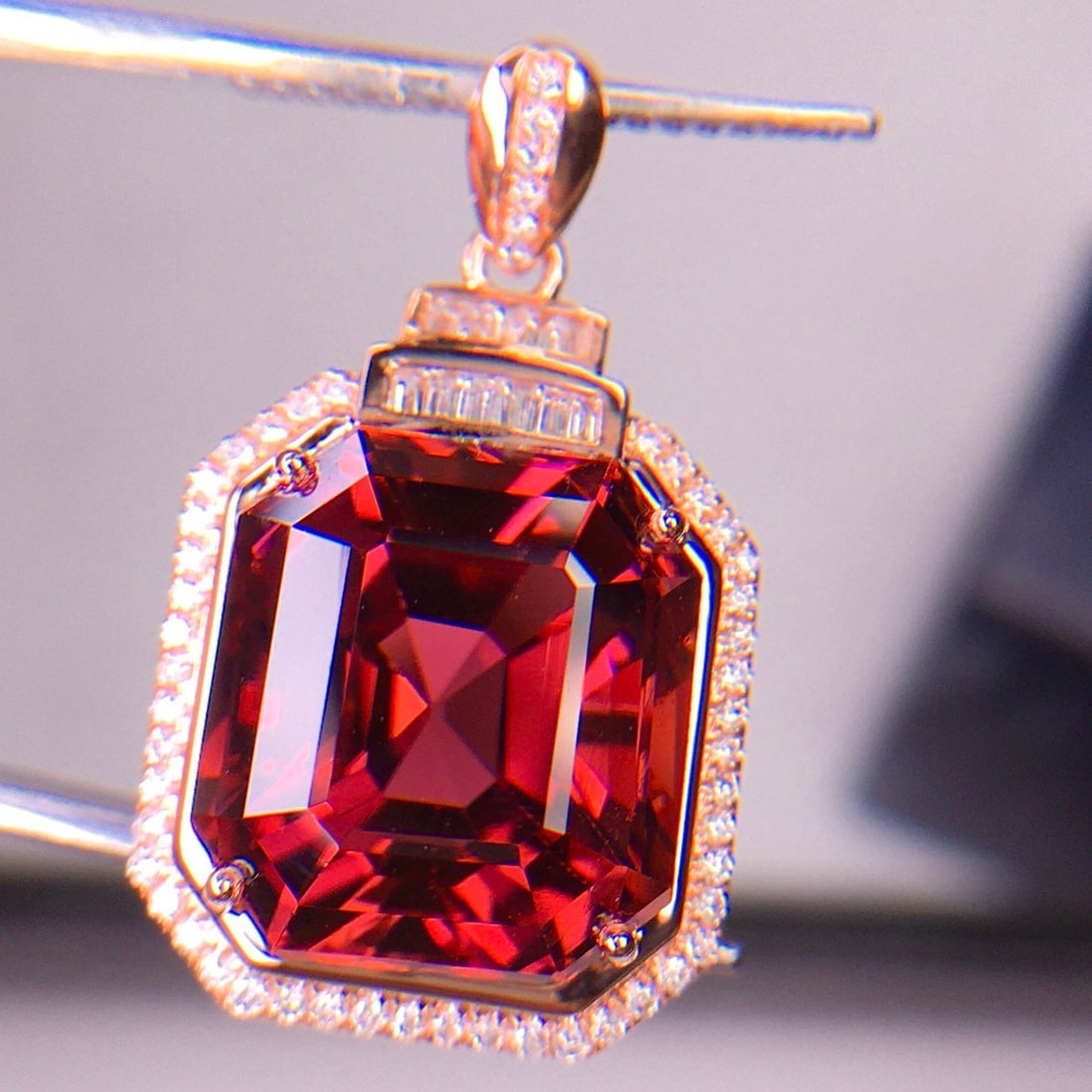 14k Gold 11.68 Ct Natural Tourmaline & Diamond Pendant( Without Chain ) - 3