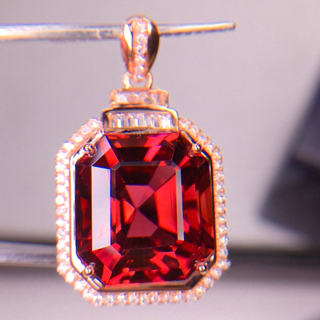 14k Gold 11.68 Ct Natural Tourmaline & Diamond Pendant( Without Chain ) - 4