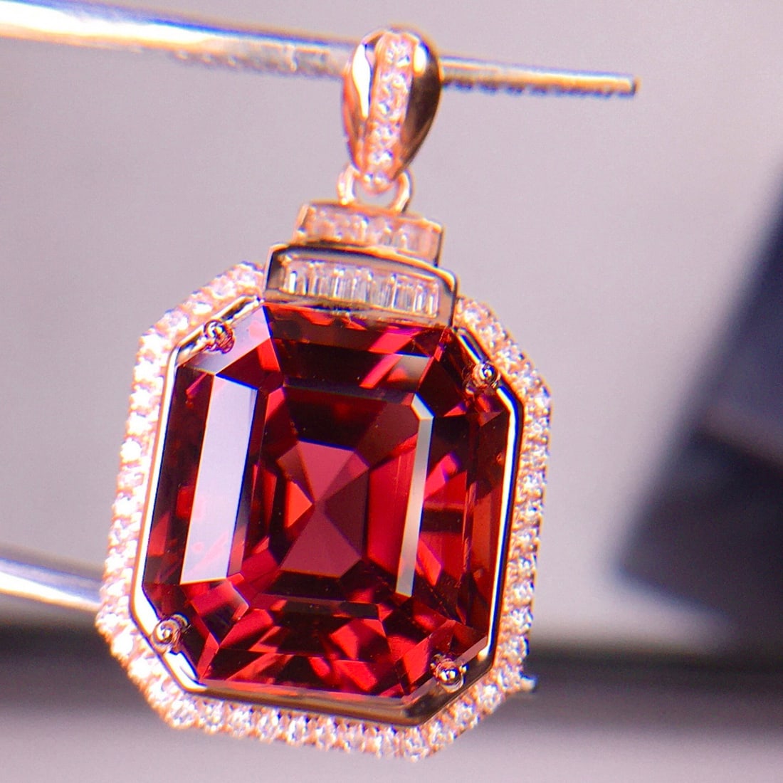 14k Gold 11.68 Ct Natural Tourmaline & Diamond Pendant( Without Chain ) - 6