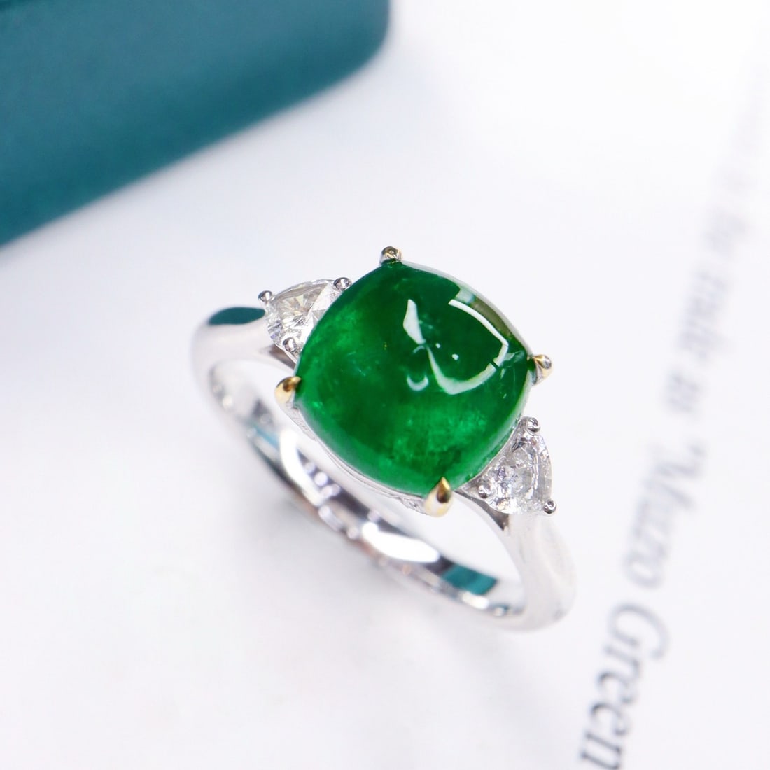 14k Gold 3.22 Ctw Vivid Green Natural Emerald & Diamond Ring - 2