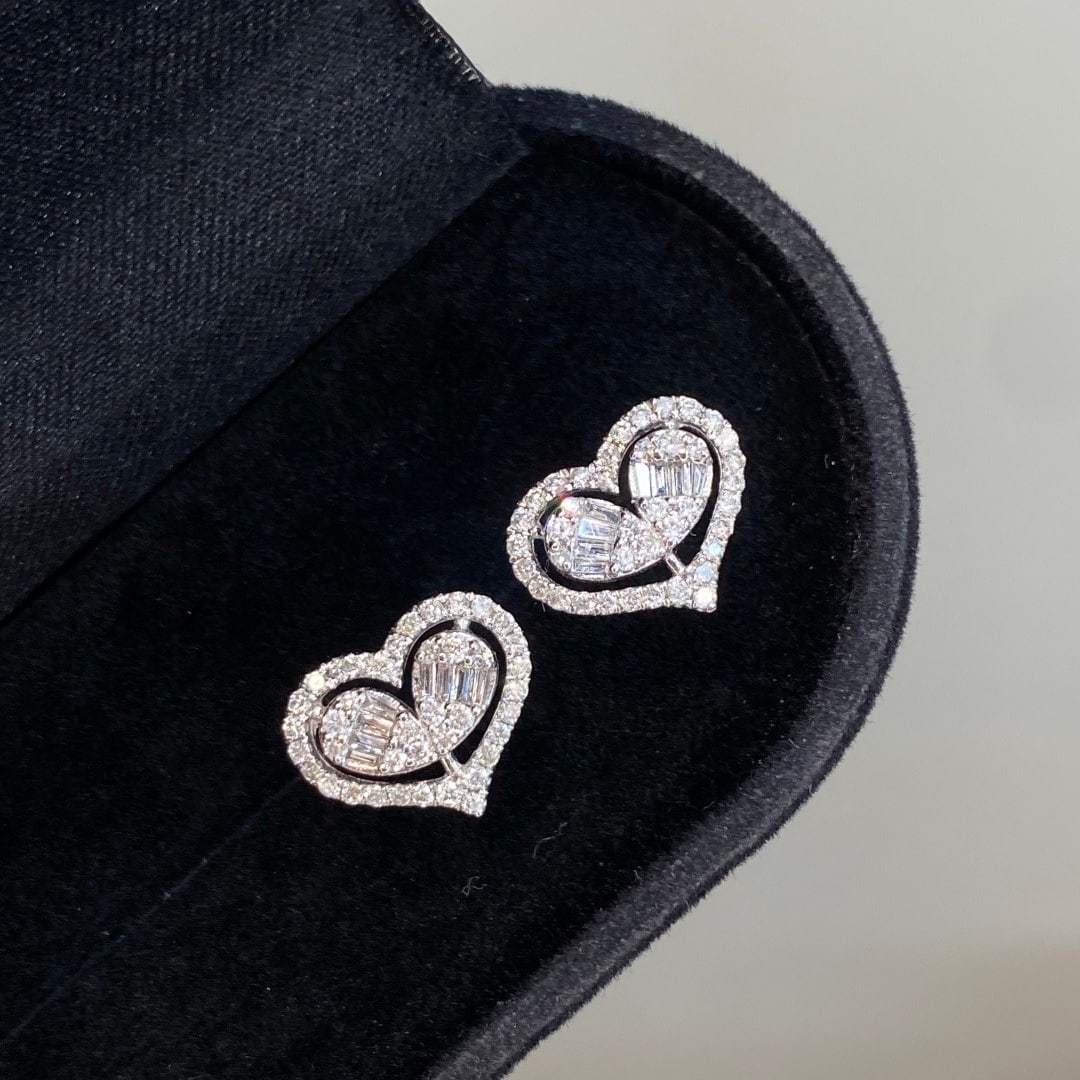 14k Gold 0.5 Ct Natural H Diamond Earrings (1 of 10)