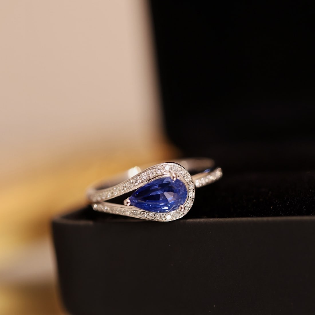 14k Gold 1.47 Ctw Natural Sapphire & Diamond Ring - 4