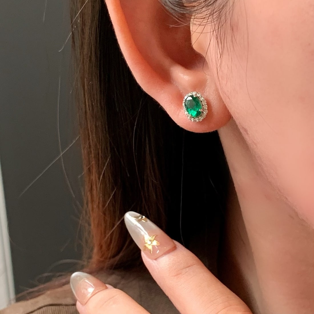 14k Gold 1.96 Ctw Vivid Green Natural Emerald & Diamond Earrings - 4