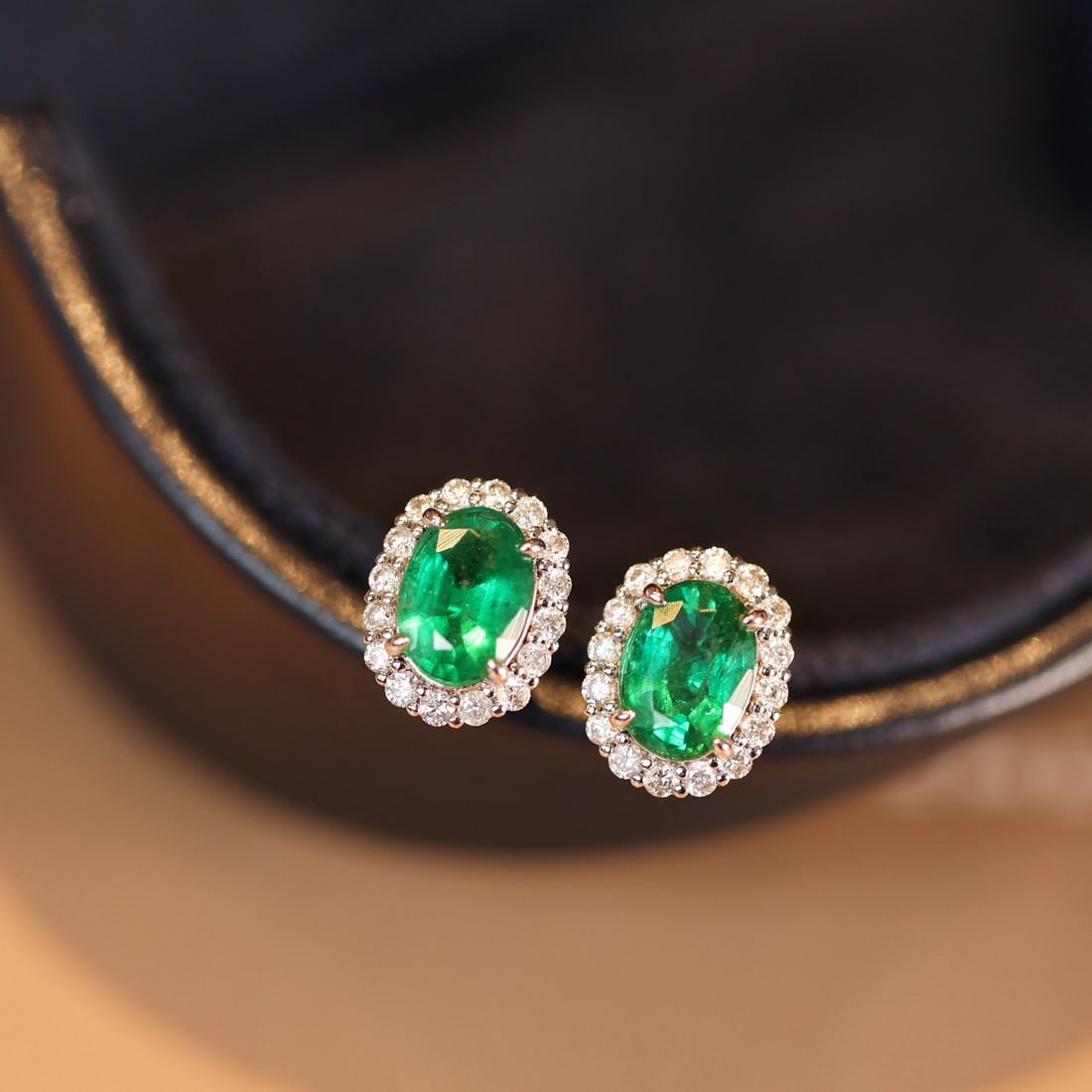14k Gold 1.96 Ctw Vivid Green Natural Emerald & Diamond Earrings - 5