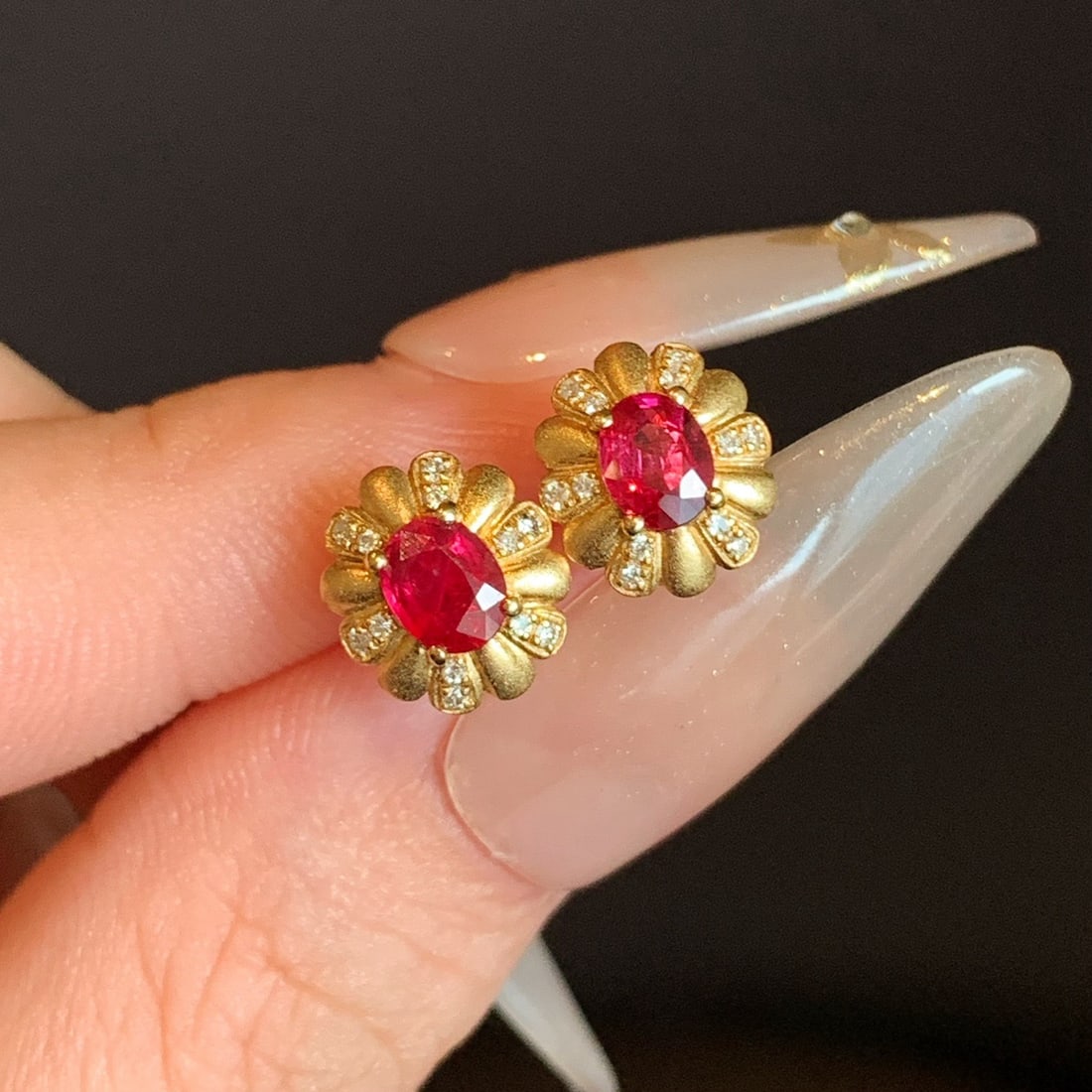 14k Gold 0.8 Ct Natural Ruby & Diamond Earrings - 6