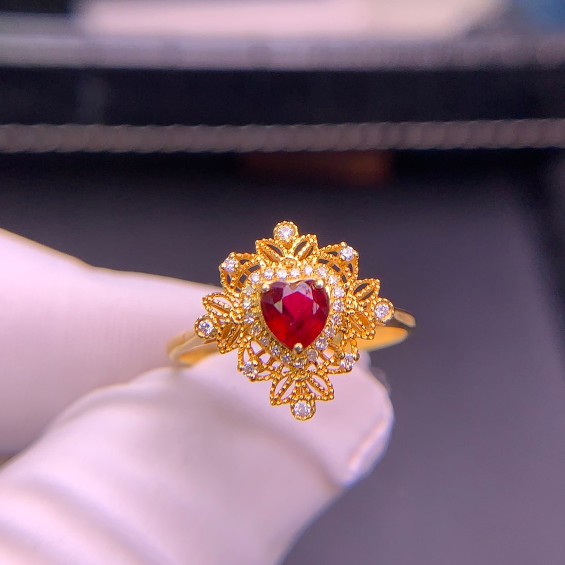 14k Gold 0.52 Ct Natural Ruby & Diamond Ring - 7