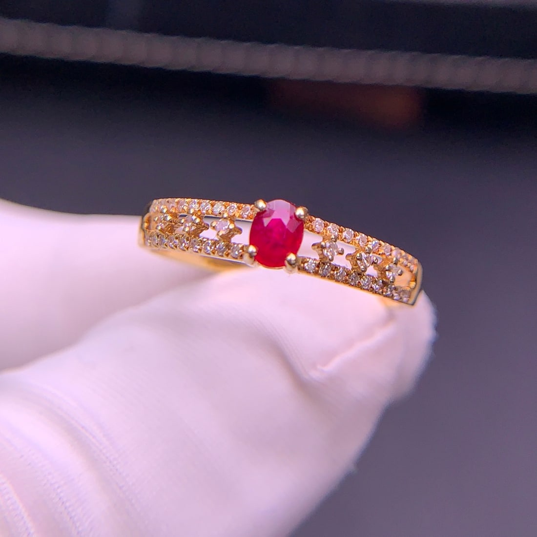 14k Gold 0.26 Ct Natural Ruby & Diamond Ring - 8