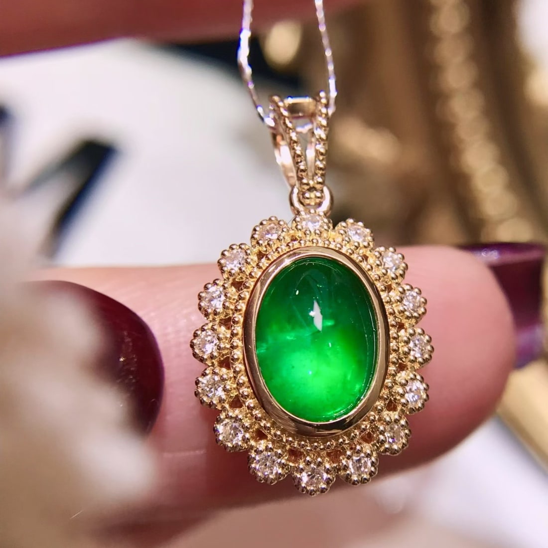 14k Gold 1.54 Ctw Natural Emerald & Diamond Pendant( Without Chain ): Ref:231134184 // gold content:14k gold // main gemstone:emerald // shape:oval // carat weight:1. 3ct // color:green // treatment:natural // // adjacent gemstone 2 : diamond // shape:round // carat