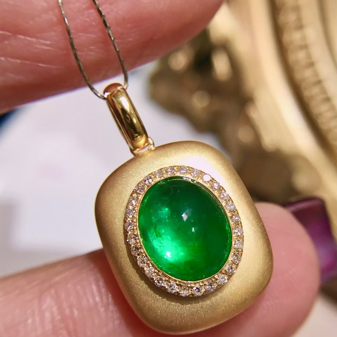 14k Gold 1.88 Ctw Natural Emerald & Diamond Pendant( Without Chain ) - 3