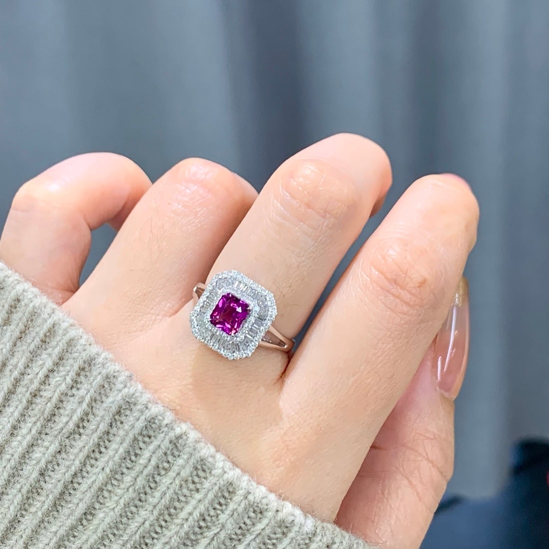 14k Gold 1.70 Ctw Natural Sapphire & Diamond Ring - 4