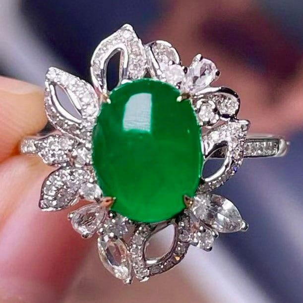 14k Gold 1.95 Ct Natural Emerald & Diamond Ring - 3