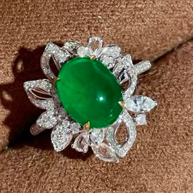 14k Gold 1.95 Ct Natural Emerald & Diamond Ring - 4