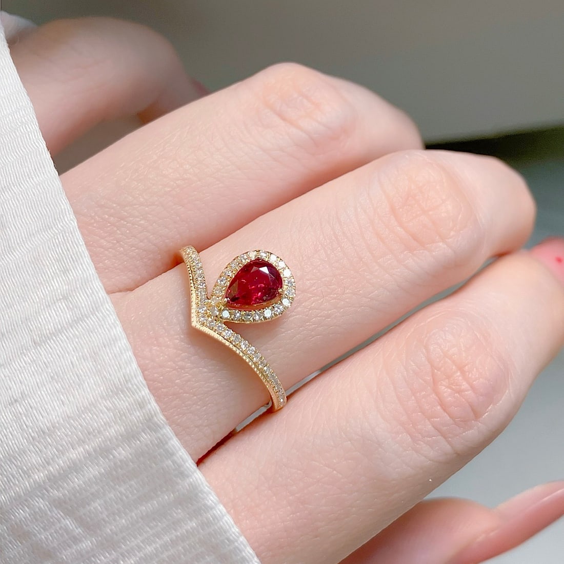 14k Gold 0.76 Ctw Natural Ruby & Diamond Ring - 7
