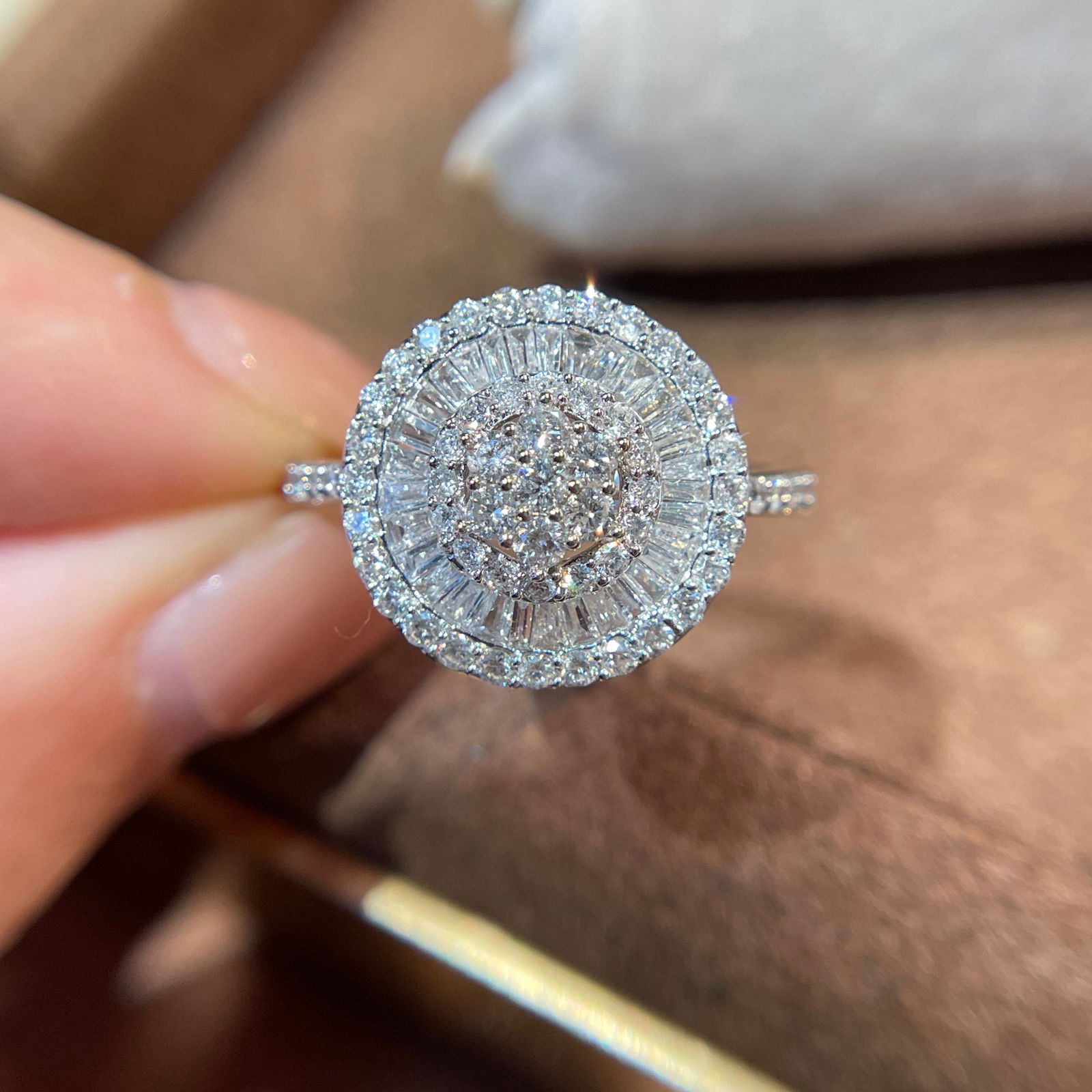 14k Gold 1.00 Ct Natural H Diamond Ring: Ref:231134218 // gold content:14k gold // ring size:7. 25us // // main gemstone:diamond // shape:multiple // carat weight:1. 00ct // clarity grade:vs-si // color:h // treatment:natural // Condition: